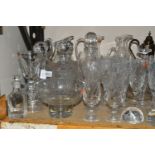 A QUANTITY OF CUT CRYSTAL, COLOURED AND OTHER GLASS WARES, to include a clear glass bowl with bubble