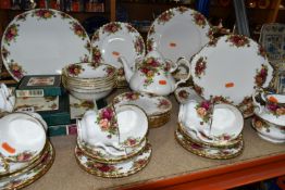 A GROUP OF ROYAL ALBERT 'OLD COUNTRY ROSES' PATTERN TEA AND DINNERWARE, comprising celebration