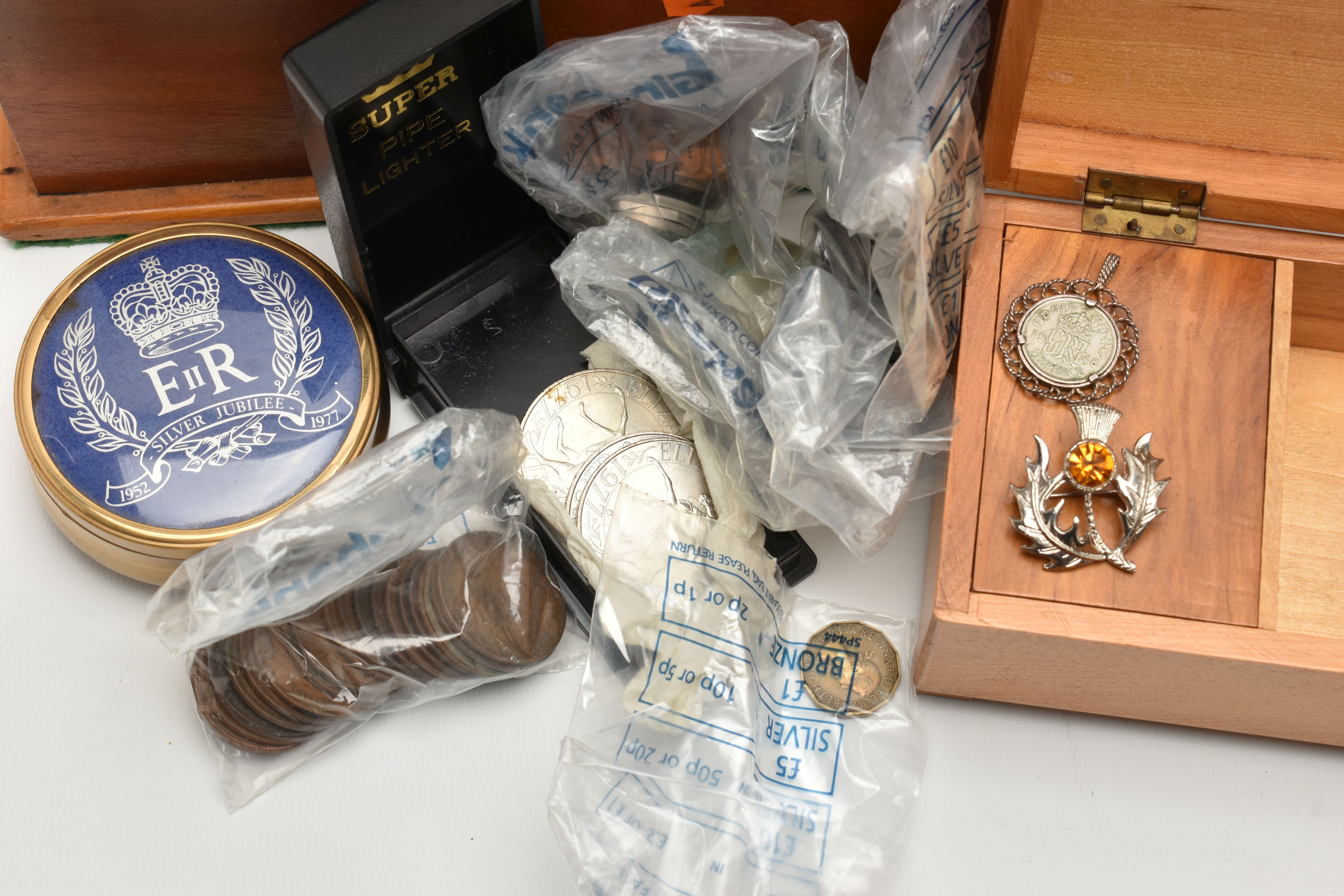 A BOX OF COINS AND ITEMS, to include a bag of British One Penny coins, a bag of Half Penny coins, - Image 2 of 4