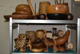 A QUANTITY OF TREEN, to include carved wooden ducks and other birds, various bowls, two Vitra Design