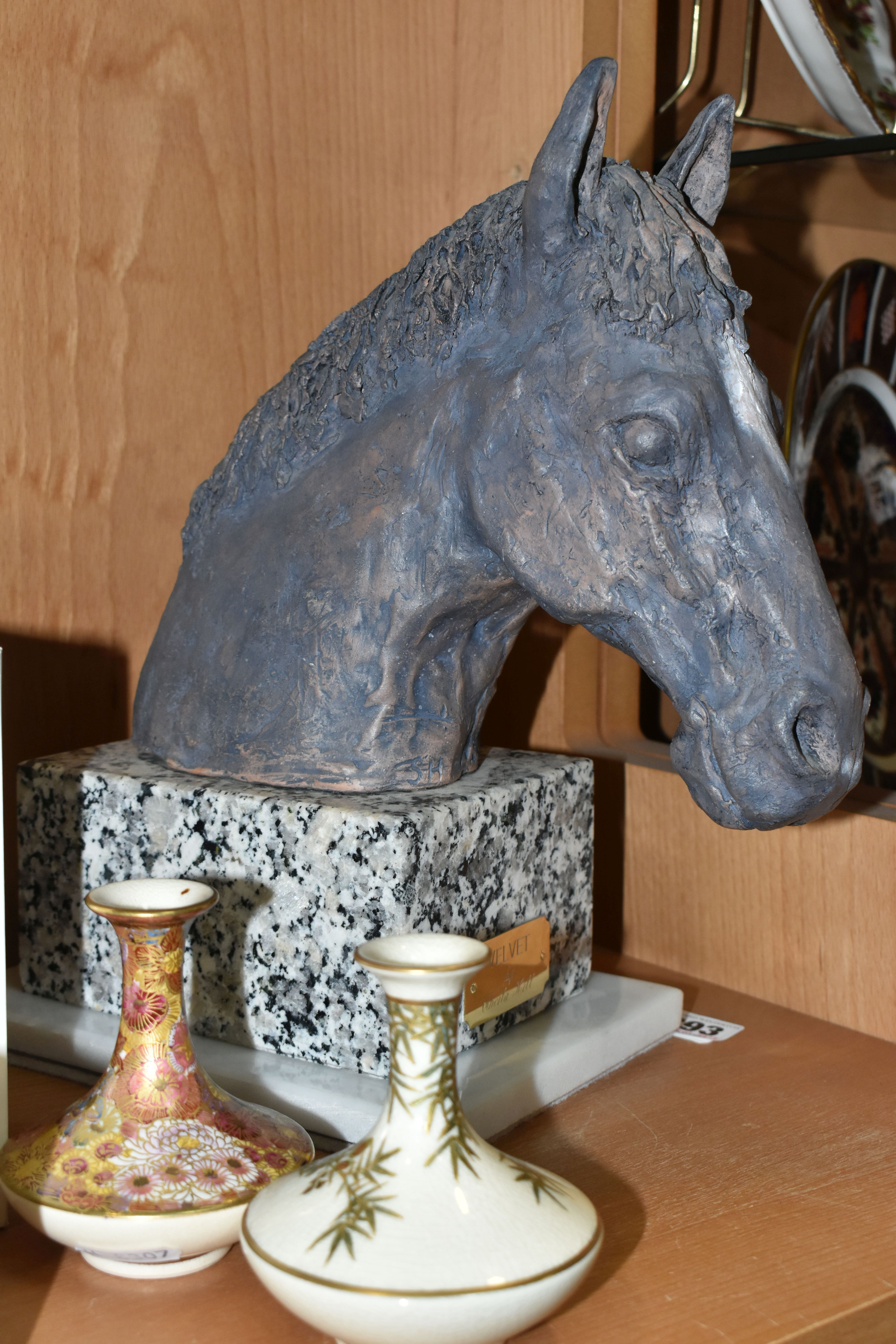 A SCULPTURE OF A HORSE AND TWO SATSUMA VASES, comprising a ceramic sculpture of a horse's head and - Image 5 of 5