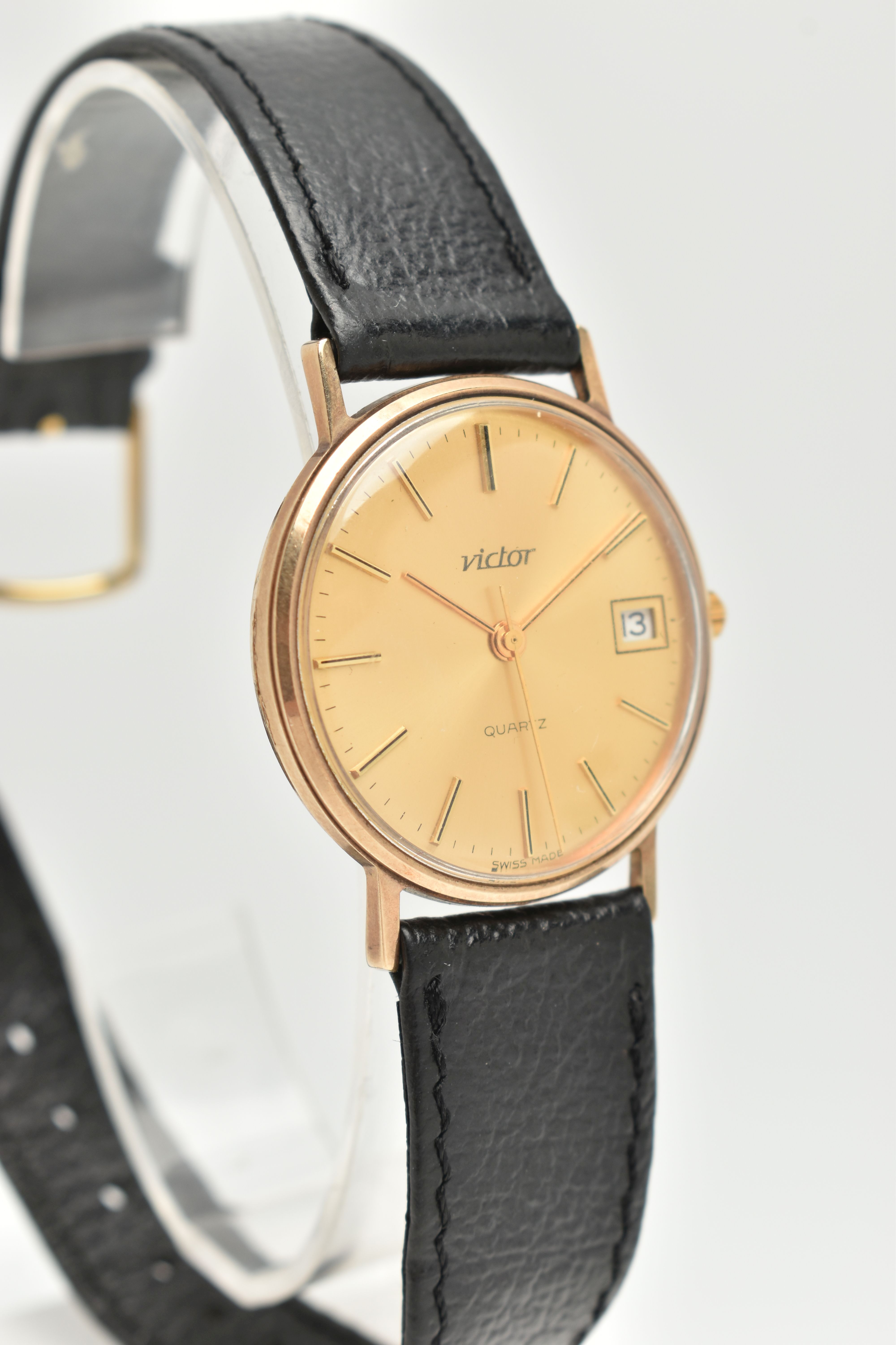 A GENTS 9CT 'VICTOR' WRISTWATCH, quartz movement, round gold dial signed 'Victor', baton markers, - Image 2 of 6