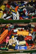 A QUANTITY OF UNBOXED AND ASSORTED PLAYWORN MODERN DIECAST VEHICLES, Corgi, Burgao, Lledo,