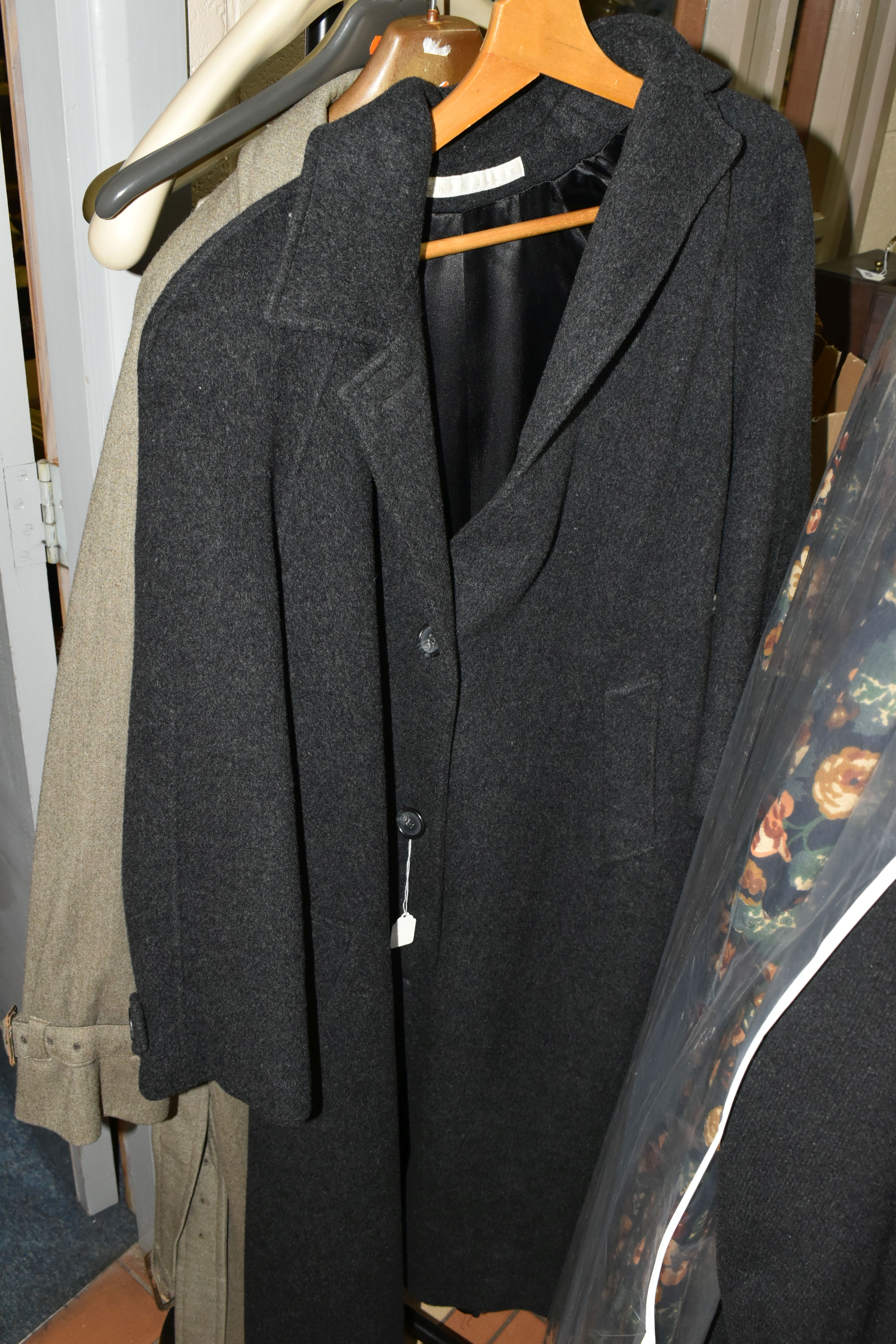 FOUR ITEMS OF CLOTHING, comprising a gentleman's Aquascutum showerproof pure new wool overcoat - Image 5 of 8