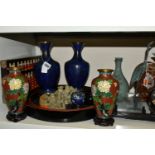 A GROUP OF ORIENTAL CLOISONNE VASES, PORCELAIN VASES AND EWER, BOXED WRITING SETS, TABLE SCREENS,