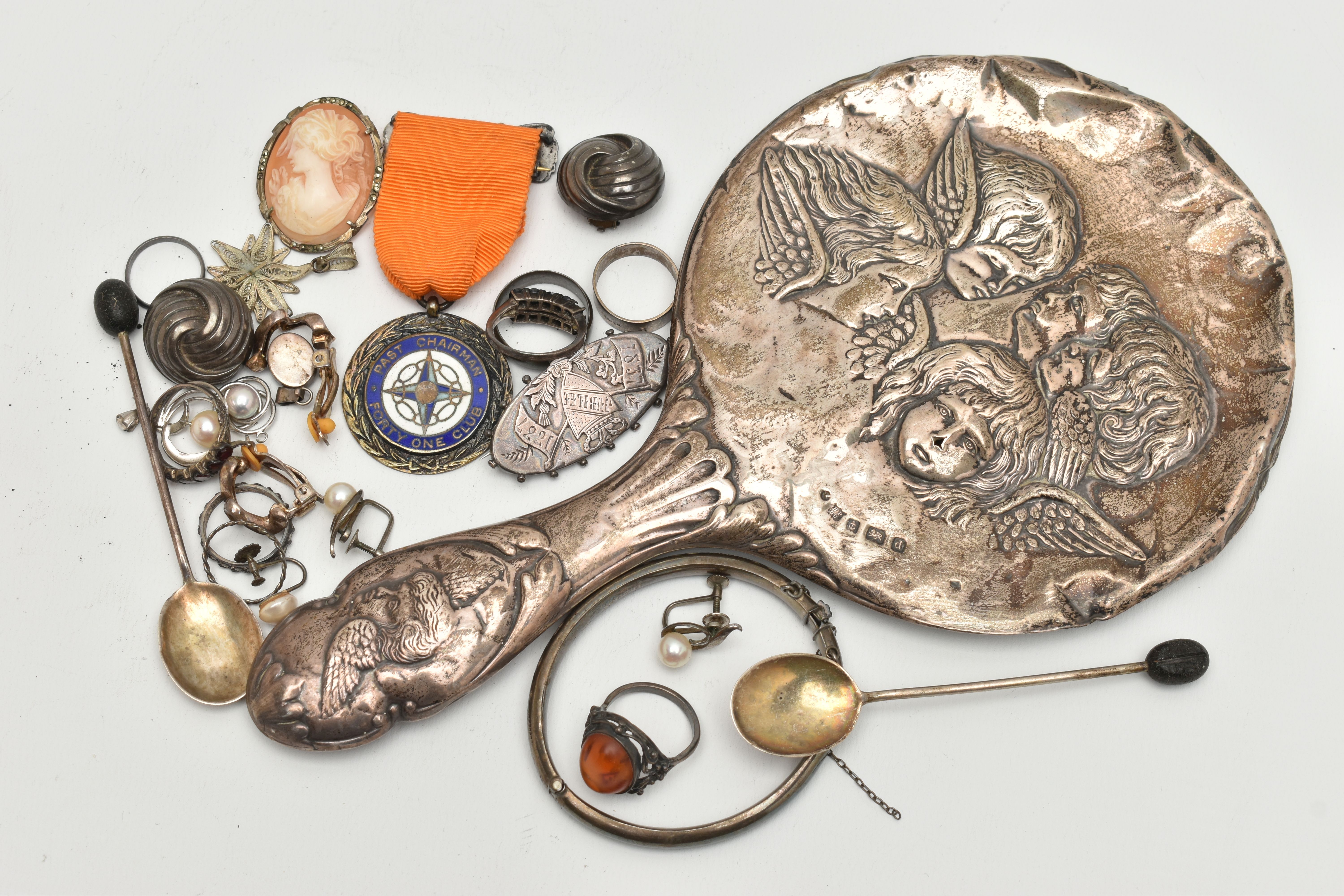 A BAG OF JEWELLERY AND A SILVER VANITY MIRROR, to include a silver hinged bangle, hallmarked