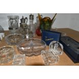 A COLLECTION OF CUT CRYSTAL AND COLOURED GLASSWARE, comprising a boxed Dartington Crystal West