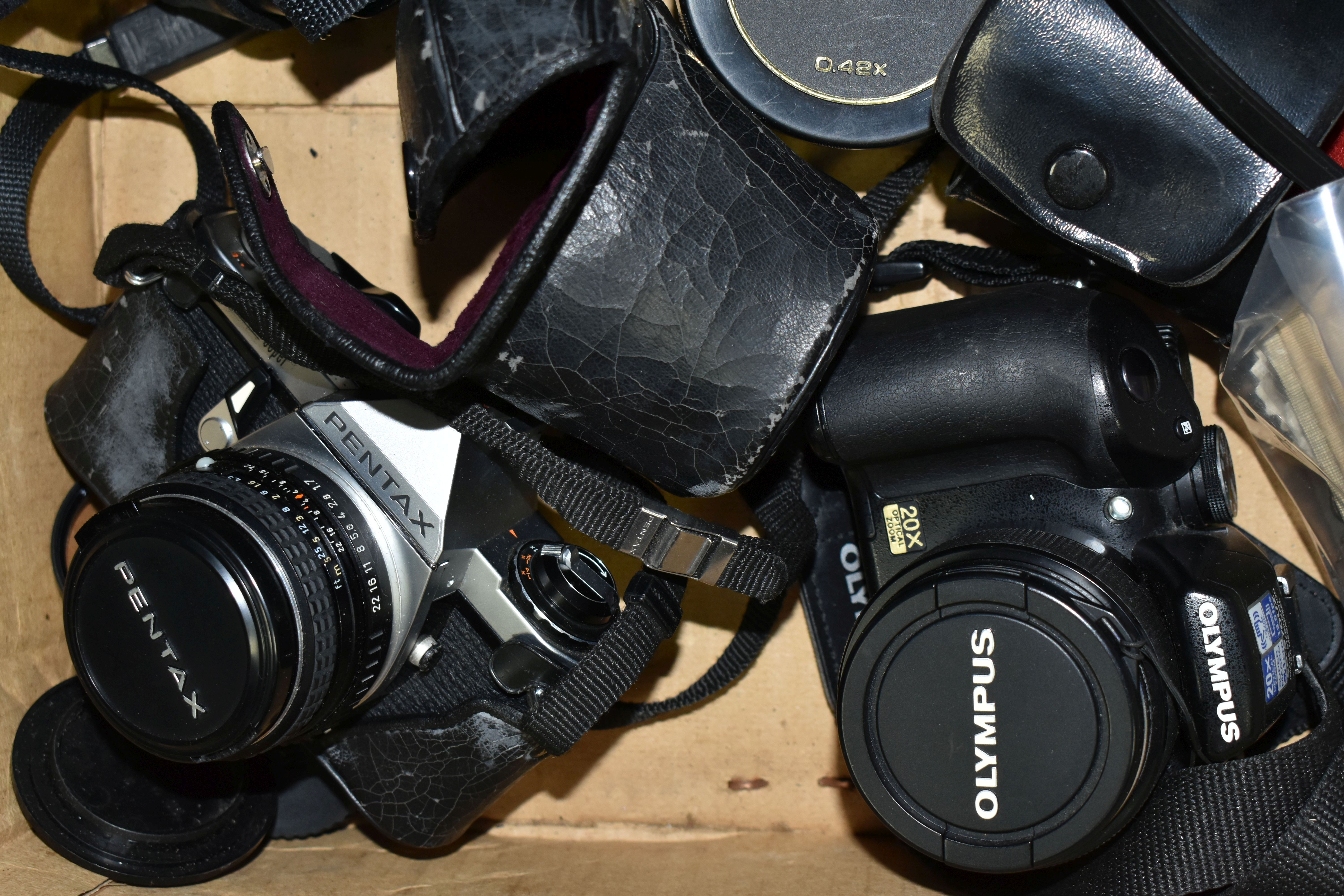 ONE BOX OF VINTAGE CAMERAS, to include a Ricoh KR-10 Super, a Pentax ME Super, an Olympus SP-570UZ - Image 2 of 3