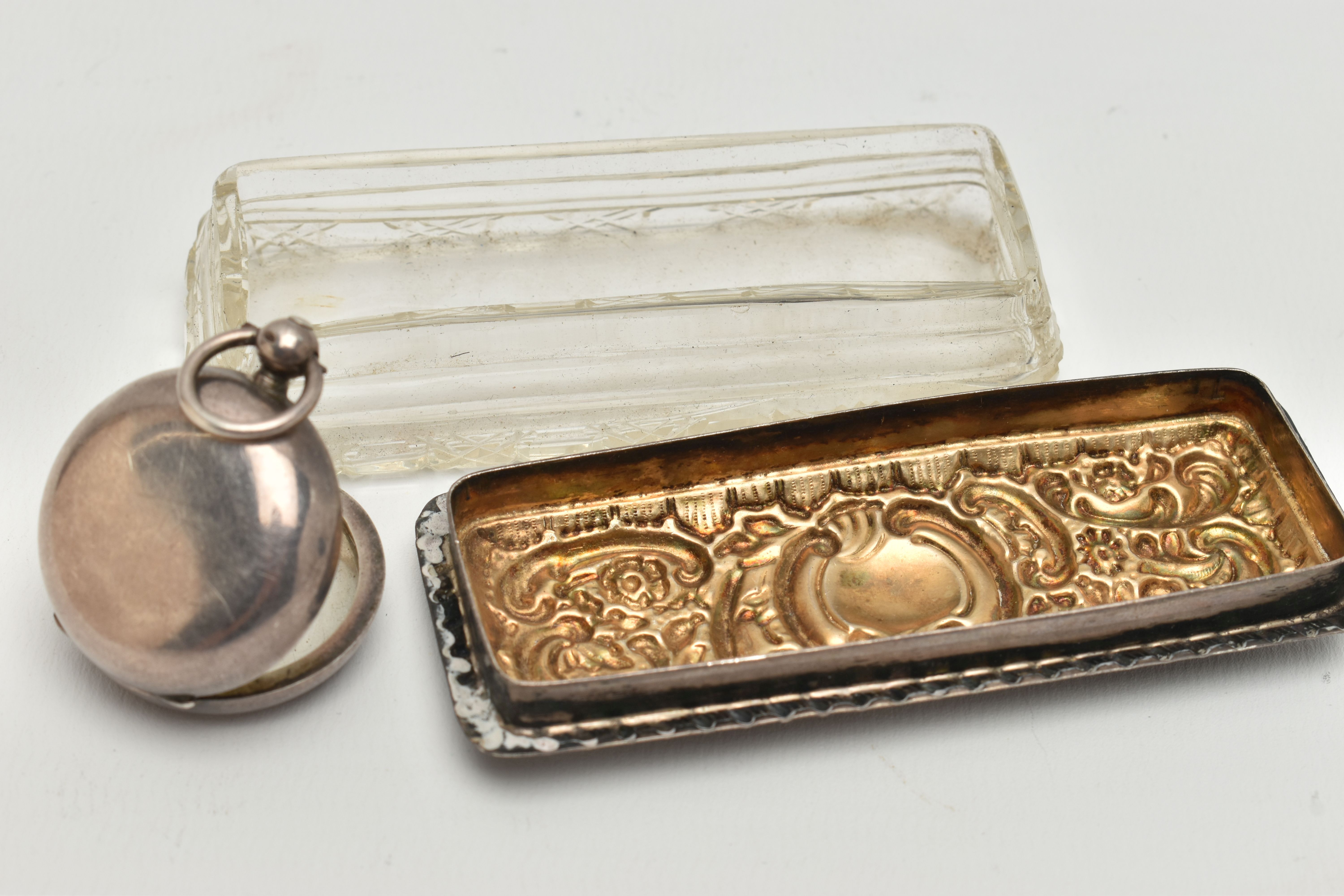 A SILVER SOVEREIGN CASE AND A SILVER LIDDED JAR, polished Victorian sovereign case hallmarked, - Image 3 of 4