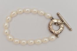 A 'TIFFANY & CO' FRESH WATER PEARL TOGGLE BRACELET, a string of sixteen oval cultured fresh water