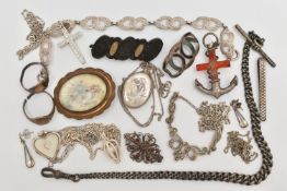 A SMALL BAG OF ITEMS, to include a graduated silver albert chain fitted with a T-bar and lobster