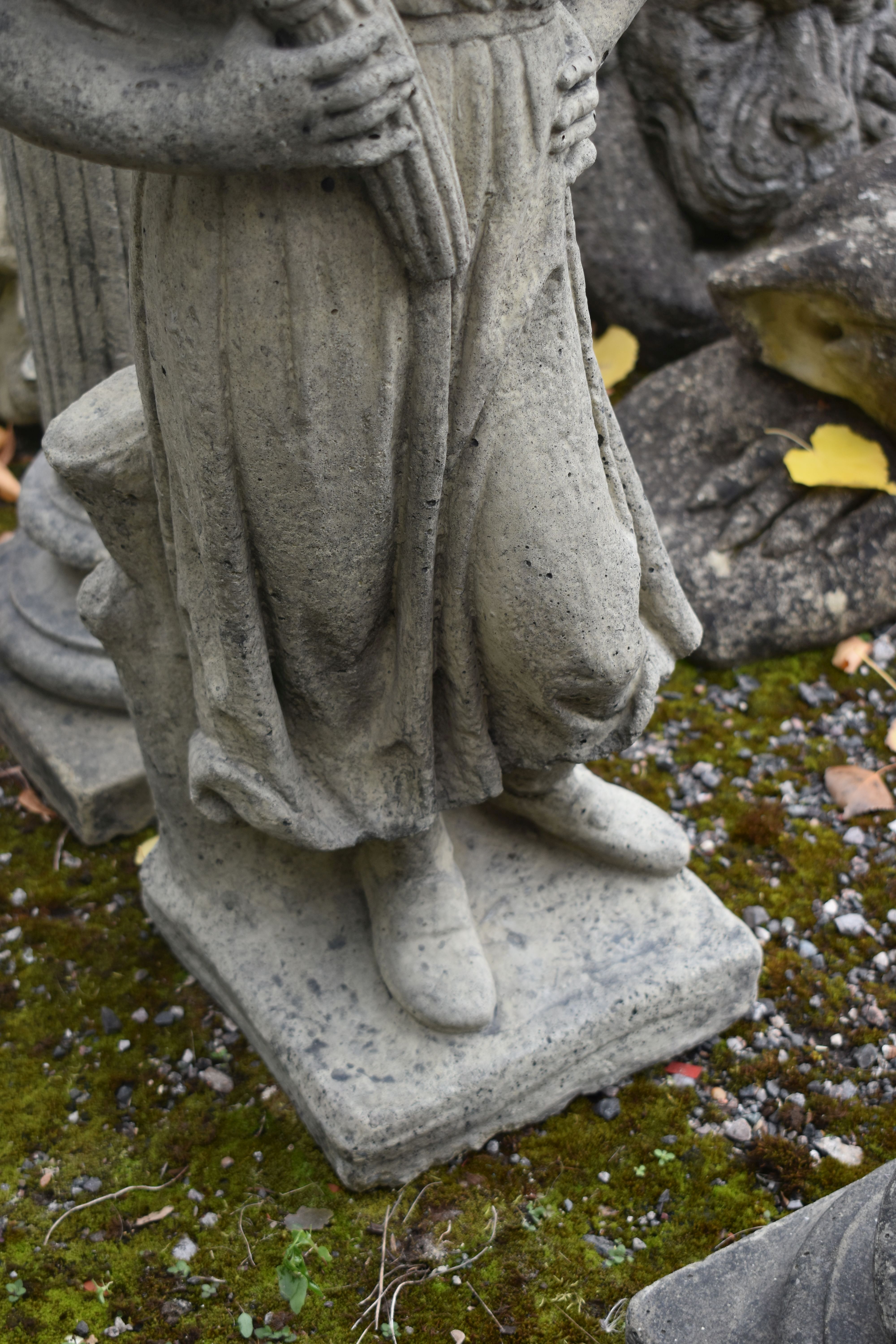 A COMPOSITE FIGURE OF A GIRL CARRYING WHEAT, with a Corinthian style pillar, maximum height 179cm - Image 4 of 4