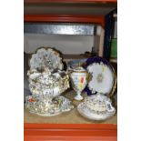 A COLLECTION OF LATE 19TH CENTURY SPODE, COALPORT AND SIMILAR PORCELAIN, comprising a Copeland Spode