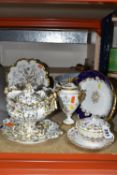 A COLLECTION OF LATE 19TH CENTURY SPODE, COALPORT AND SIMILAR PORCELAIN, comprising a Copeland Spode