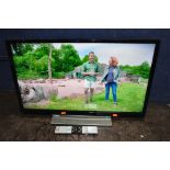 A TOSHIBA 32WK3C63DB 32in SMART TV with remote (PAT pass and working)