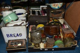 ONE BOX AND LOOSE VINTAGE ADVERTISING TINS, to include a McVitie & Price hinged biscuit tin in the