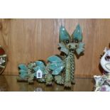 A LARGE YARE DESIGNS ENGLAND POTTERY DRAGON, with paper label to base, height 26cm x length 30cm (1)