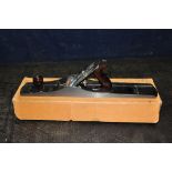 A BOXED STANLEY No7 JOINTING PLANE 22in long (Condition: is excellent looks almost unused)