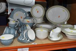 A ROYAL DOULTON 'SONNET' PATTERN DINNER SET, TOGETHER WITH A ROYAL DOULTON 'REFLECTION' PATTERN