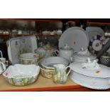 ROYAL WORCESTER 'GOURMET OVEN CHINA' KITCHEN WARES ETC, comprising three tureens with lids and a