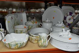 ROYAL WORCESTER 'GOURMET OVEN CHINA' KITCHEN WARES ETC, comprising three tureens with lids and a