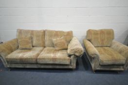 A PARKER KNOLL TWO PIECE SUITE, comprising a two seater settee, length 205cm x depth 100cm x