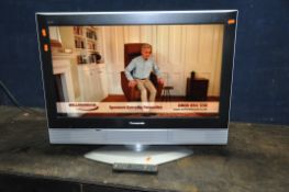 A PANASONIC TX-32LXD50 32in TV with remote (PAT pass and working)