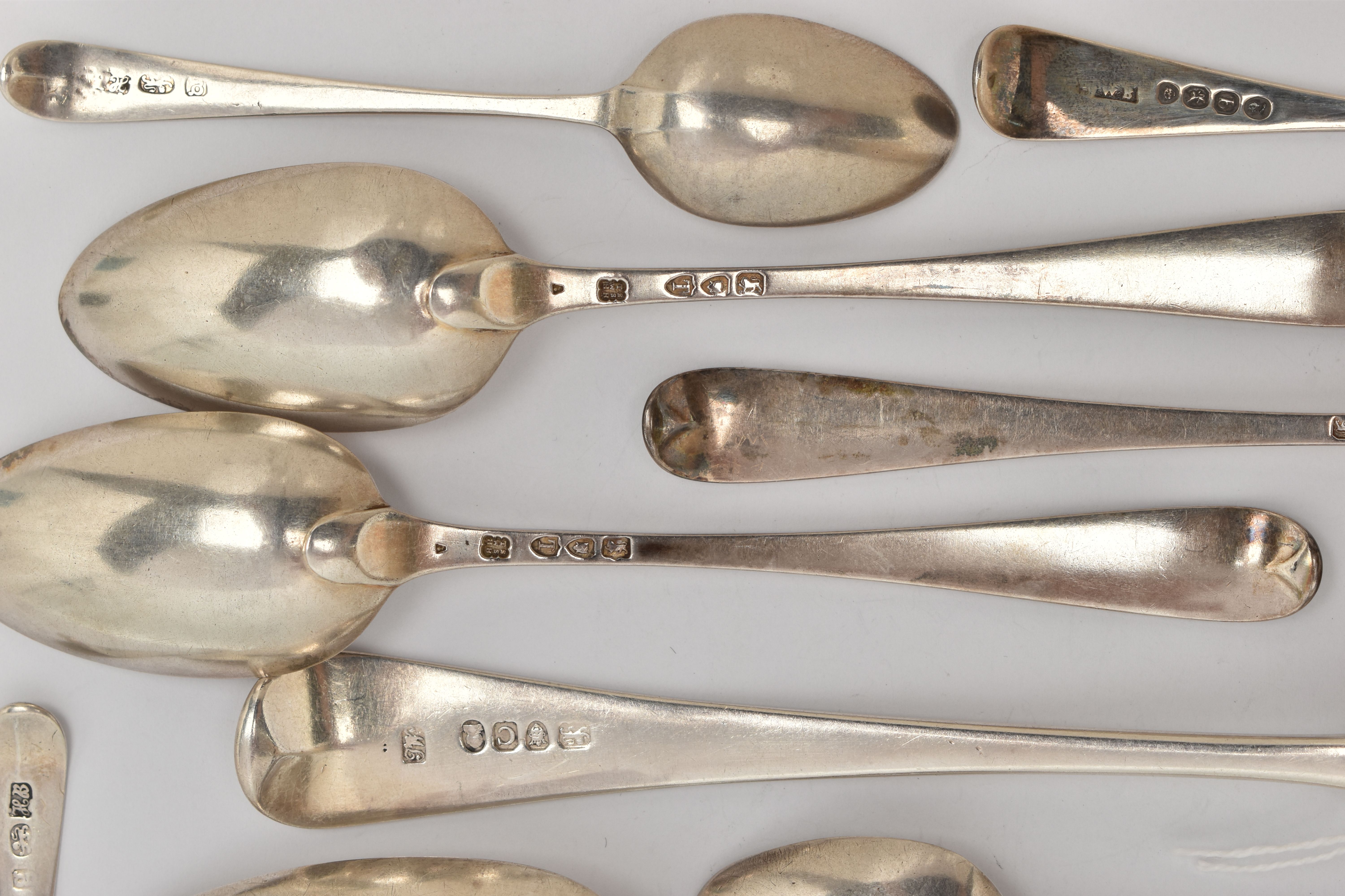 A SMALL PARCEL OF LATE 18TH & 19TH CENTURY FLATWARE, MOSTLY OLD ENGLISH PATTERN, comprising a set of - Image 5 of 5