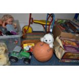 A QUANTITY OF VINTAGE TOYS, TRIKE AND BABY WALKER, to include a wooden Tri-Ang baby walker