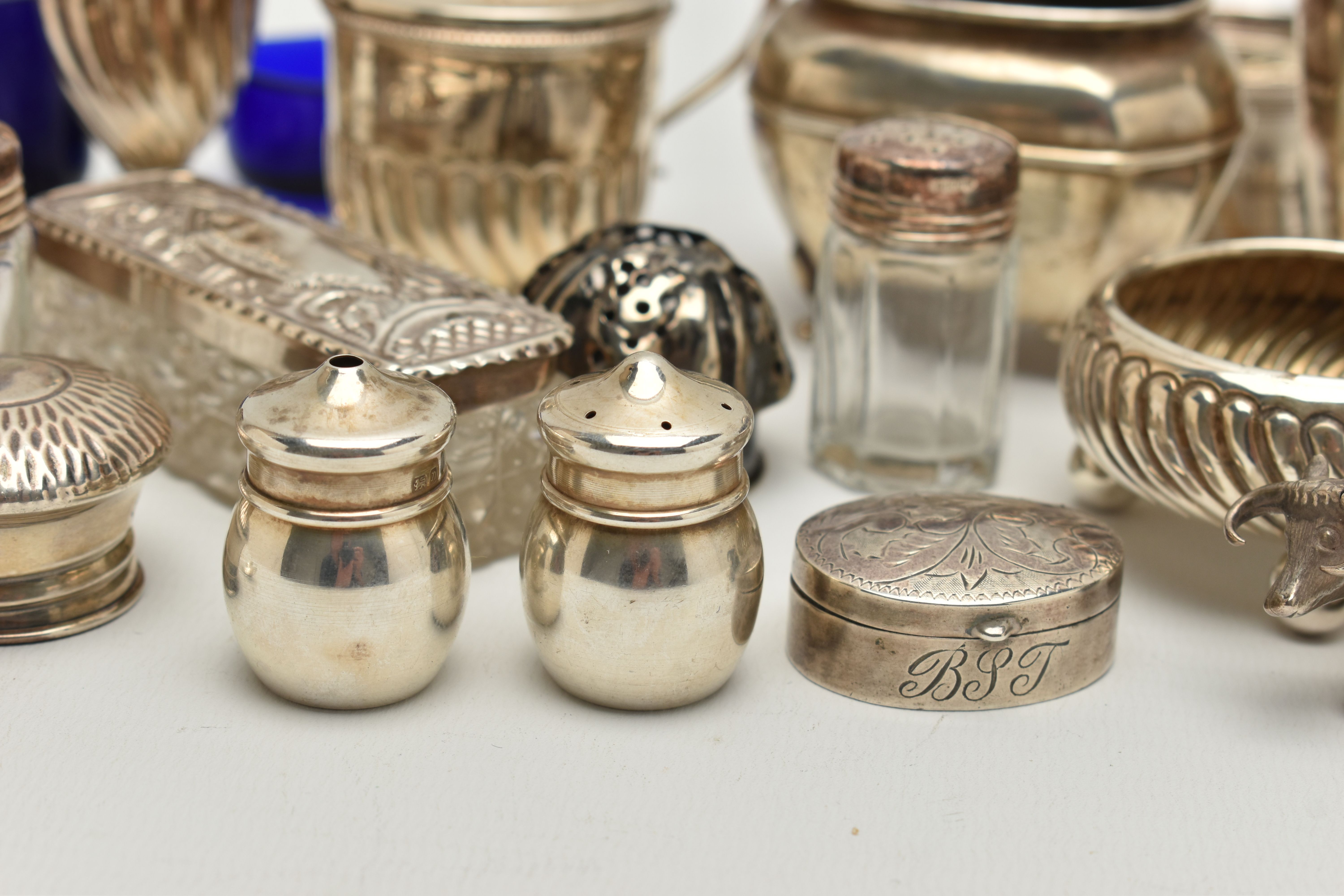 AN ASSORTED BOX OF SILVER ITEMS, to include three napkin rings, salt and pepper shakers, three - Image 4 of 9