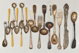 A BAG OF ASSORTED SILVER CUTLERY, to include five yellow guilloche enamel coffee spoons,