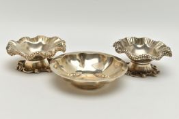 AN ELIZABETH II SILVER BOWL AND TWO SALTS, round bowl hallmarked to the centre 'Cooper Brothers &