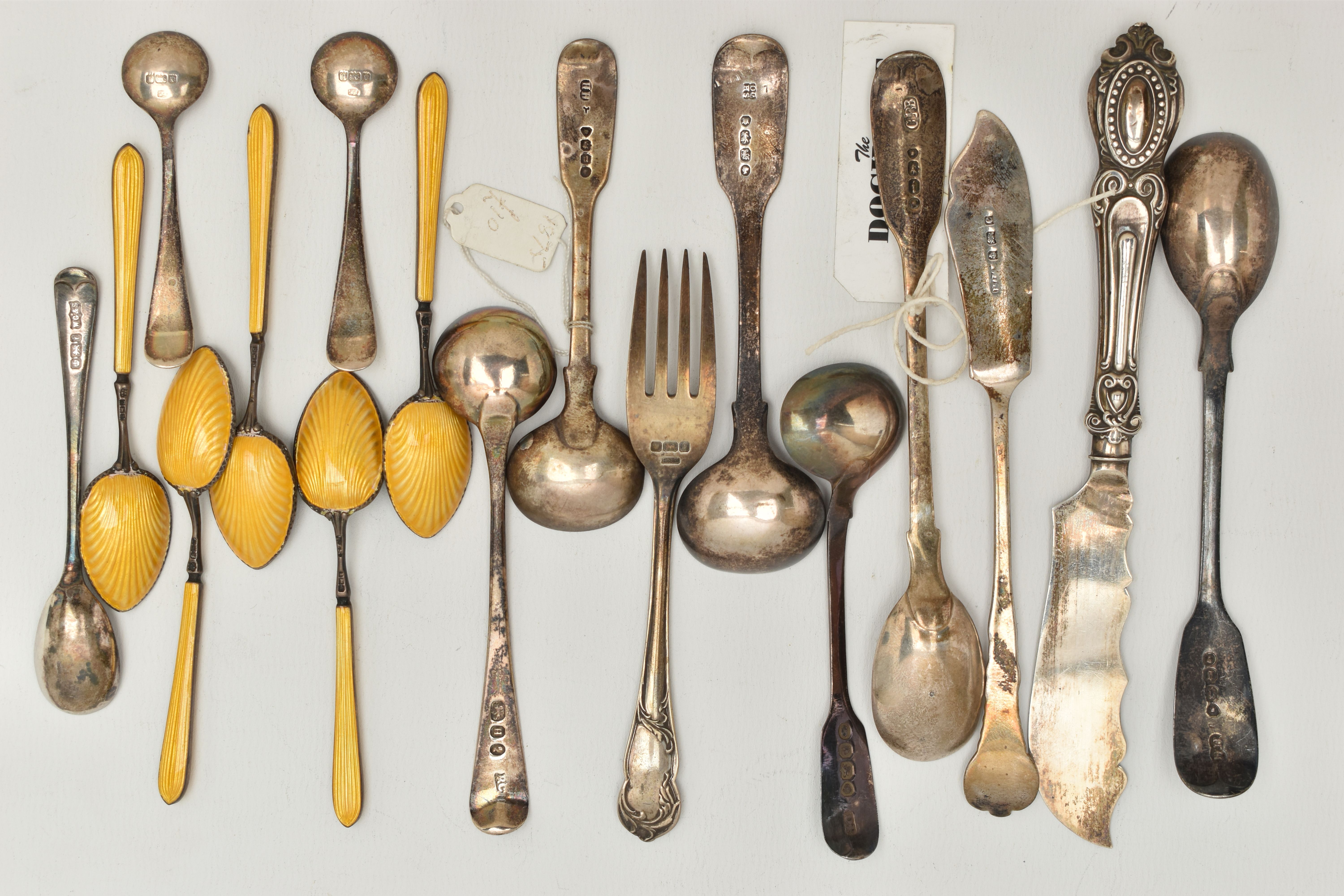A BAG OF ASSORTED SILVER CUTLERY, to include five yellow guilloche enamel coffee spoons, - Image 5 of 8