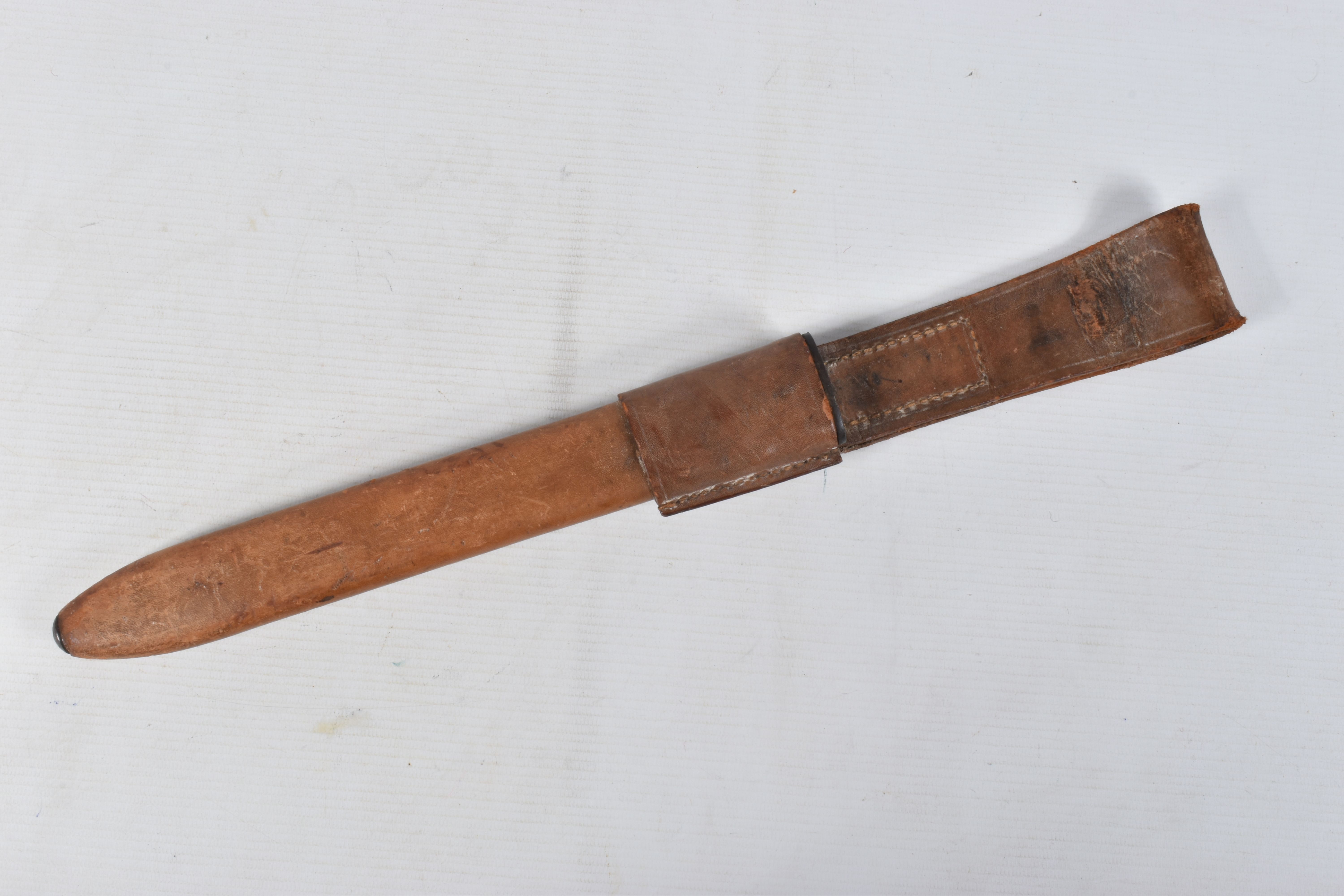 A 1907 PATTERN CANADIAN ROSS RIFLE BAYONET, the blade us unmarked but the handle has 48-H on one - Image 3 of 16