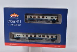 A BACHMANN BRANCHLINE BOXED MODEL RAILWAYS OO Gauge Class 411 Four Car EMU Set in BR Blue and Grey