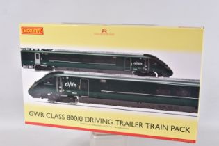 A BOXED HORNBY OO GAUGE MODEL TRAILER TRAIN TWIN PACK, GWR CLASS 800, PDTRBFO 815003 'Queen