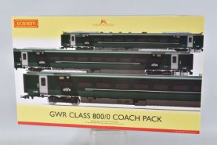 A BOXED HORNBY OO GAUGE MODEL TRAILER TRAIN PACK, GWR Class 800 Coach Pack, MSO 812003, MSO