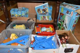 SEVEN BOXES AND LOOSE TOMY THOMAS THE TANK ENGINE TOY RAILWAY, ETC, to include a box of boxed