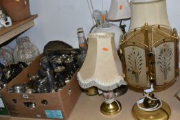 TWO BOXES OF METALWARE AND TABLE LAMPS, to include five table lamps, a brass oil lamp with glass