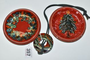 THREE PIECES OF ANITA HARRIS POTTERY, comprising a pair of hand painted pin dishes with Christmas