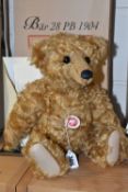 A BOXED LIMITED EDITION STEIFF REPLICA BEAR, Bear 28 PB 1904, No.01017/7000, height 28cm seated,