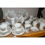 AYNSLEY DINNER WARES AND GIFT WARES ETC, to include 'Cottage Garden' dinner plates, starter