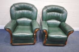 A PAIR OF GREEN LEATHER ARMCHAIRS, width 84cm x depth 84cm x height 97cm (condition report: good)