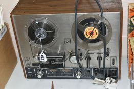 AN AKAI 4000DS MARK II REEL TO REEL TAPE PLAYER AND RECORDER (1) (Condition Report: untested, may