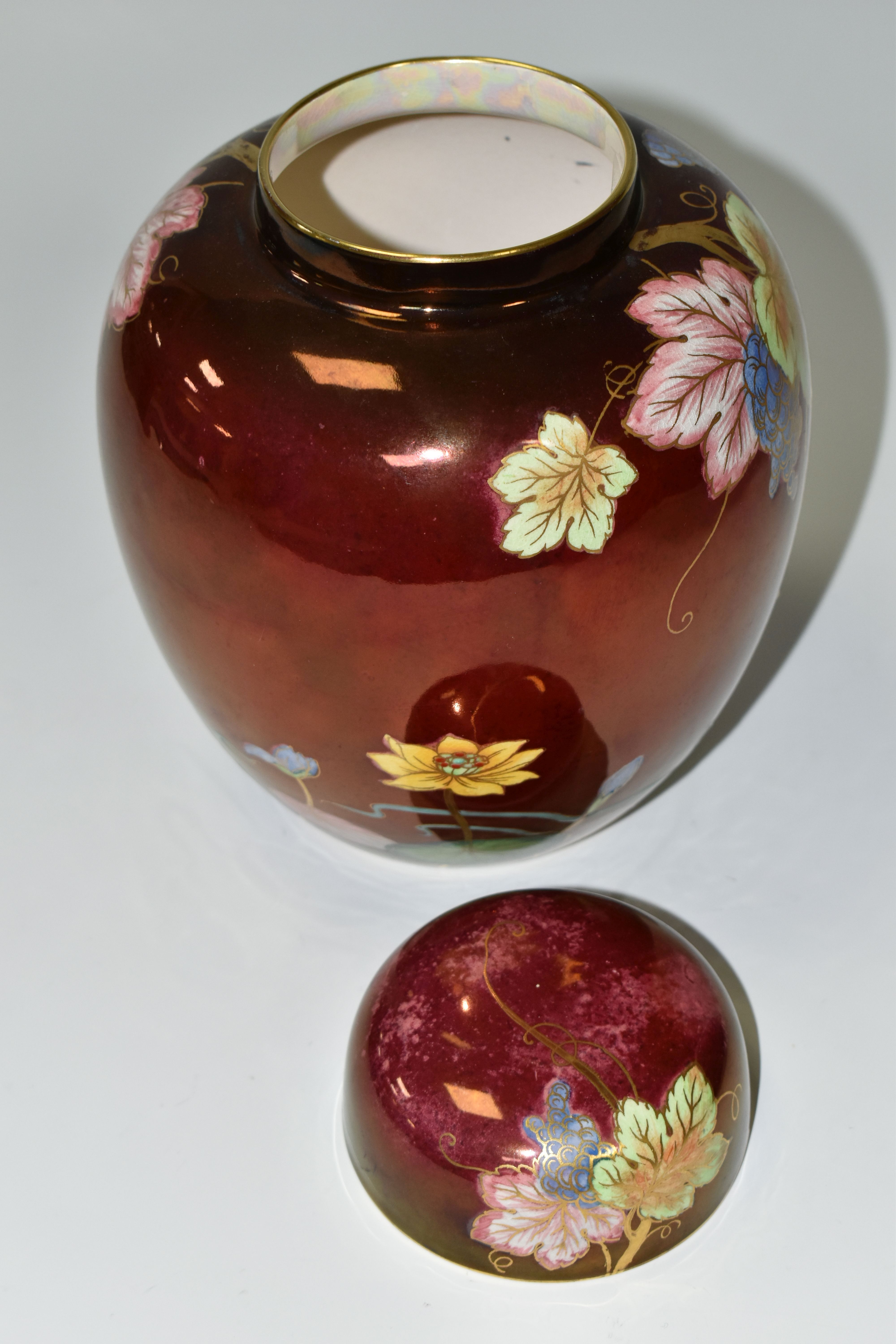 A CARLTON WARE GINGER JAR AND COVER WITH THE KINGFISHER PATTERN ON A ROUGE GROUND, the base - Image 3 of 5