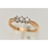 AN 18CT GOLD DIAMOND THREE STONE RING, set with three round brilliant cut diamonds, estimated