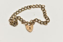 A 9CT GOLD BRACELET, oval link bracelet, fitted with a heart padlock clasp, hallmarked 9ct