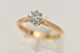 AN 18CT GOLD SINGLE STONE DIAMOND RING, round brilliant cut diamond, estimated diamond weight 0.