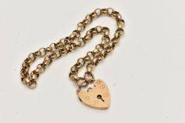 A 9CT GOLD BELCHER CHAIN BRACELET, fitted with a heart padlock clasp, hallmarked 9ct London,