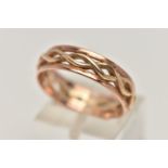 A 9CT ROSE GOLD 'CLOGAU' RING, open work band design, hallmarked 9ct Edinburgh, ring size Q